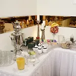 Hotell Rabes 2*