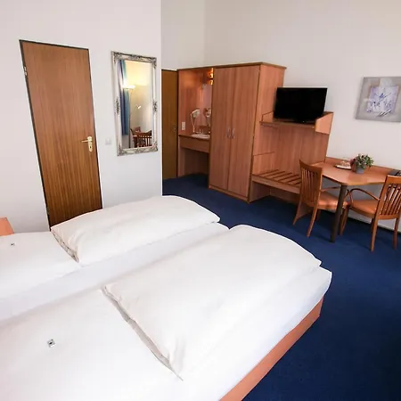Hotel Rabes 2*