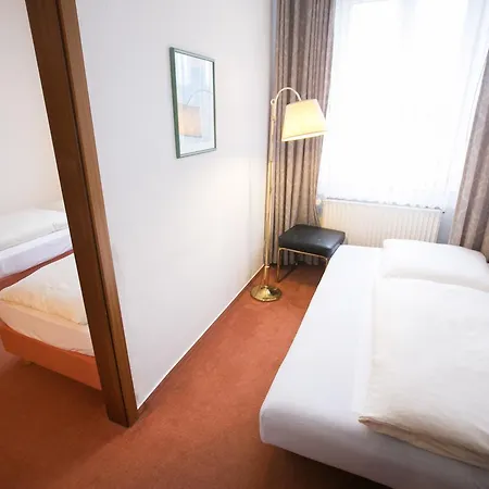 Hotel Rabes 2*